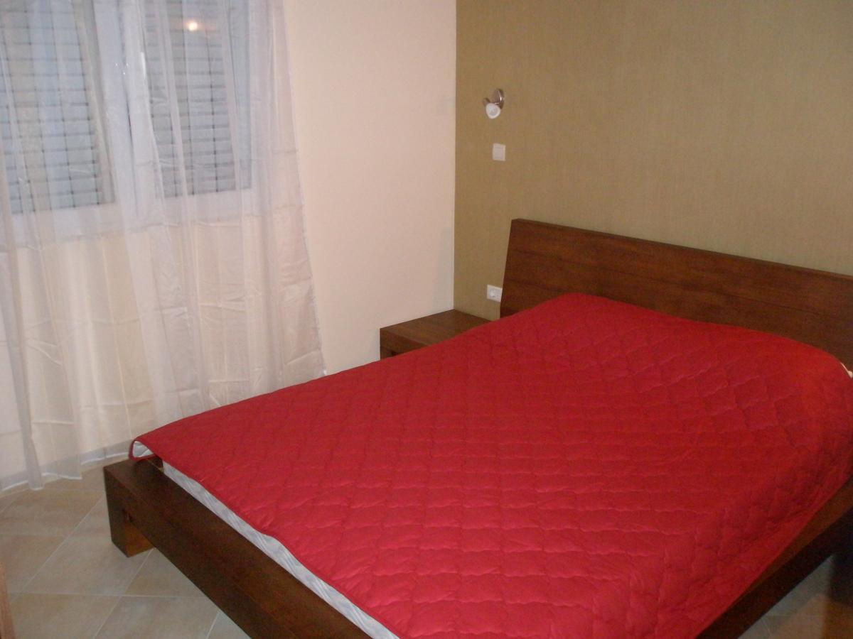 Apartments Lila Aurea Petrovac Luaran gambar